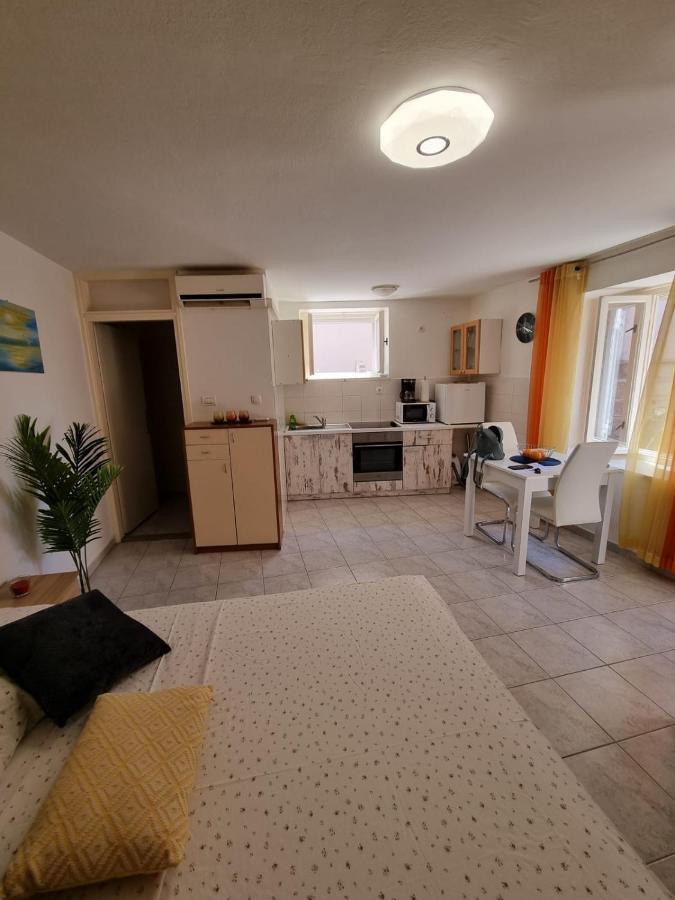 Sunset Apartment Petra Zara Esterno foto